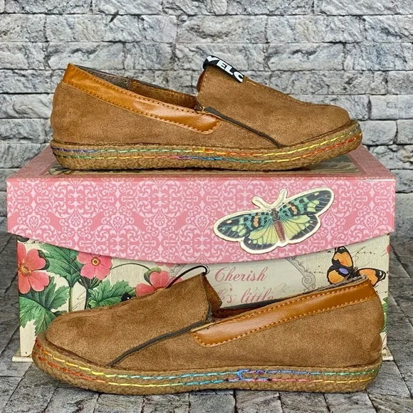 OVELO Vegan Leather Slip On Shoes Women’s - Picture 2 of 8